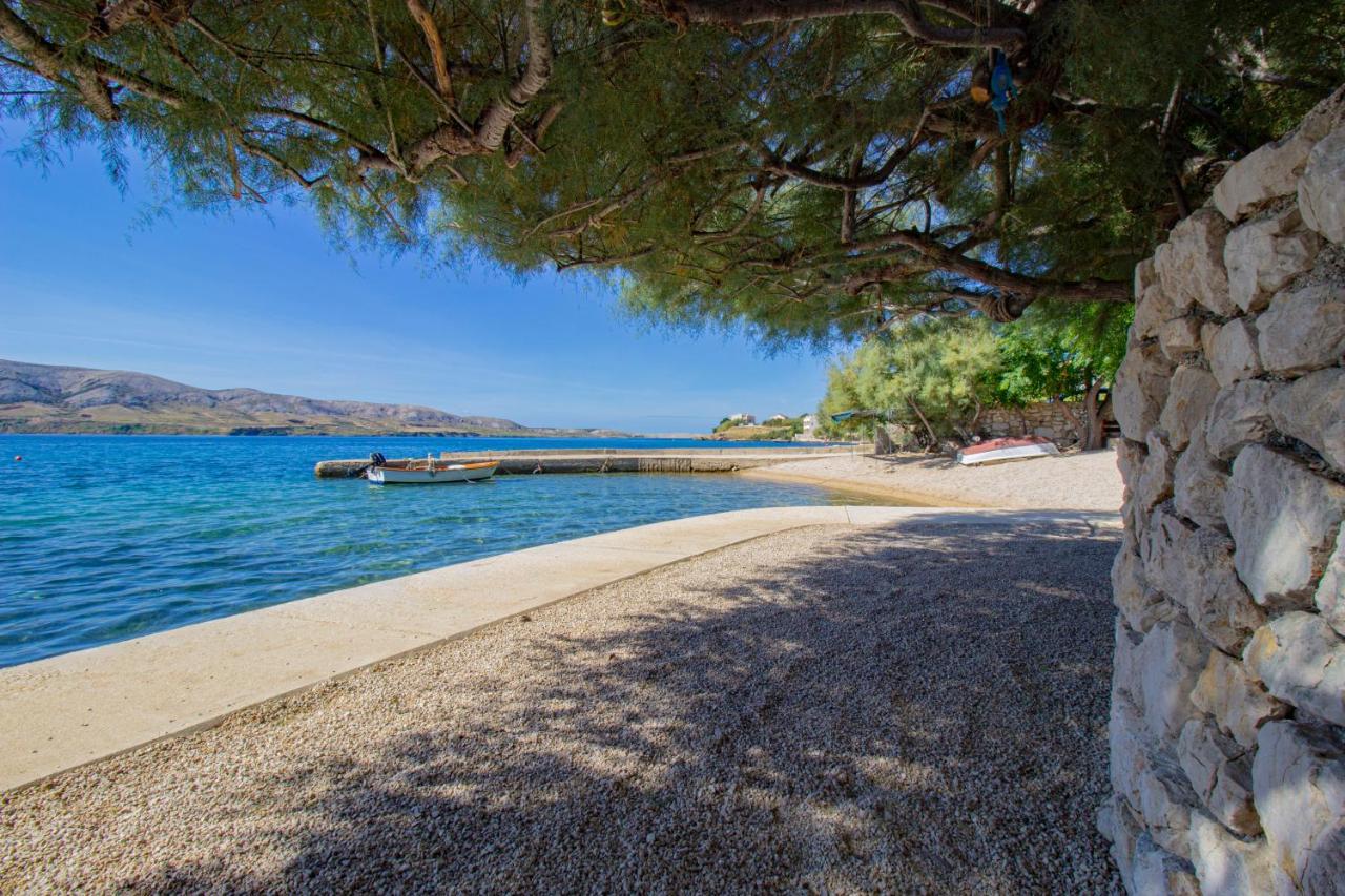 Galapagus Privat Beach & Boat Dock Apartment Metajna Exterior photo